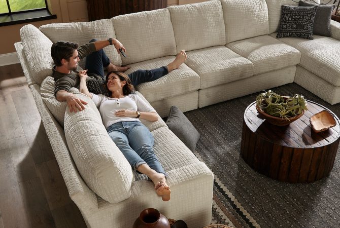 Best Home Furnishings Sectionals
