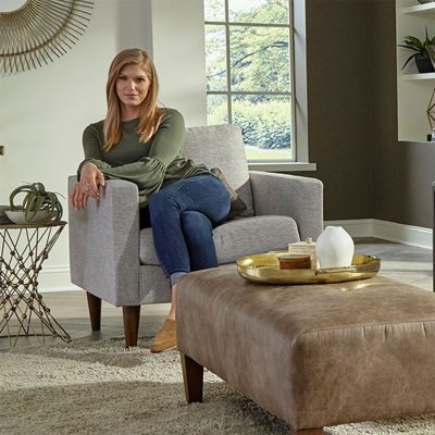 Best Home Furnishings | TRAFTON Club Chair 7