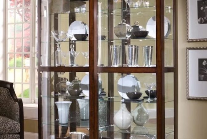 Pulaski Consoles, Curios, & Display Cabinets