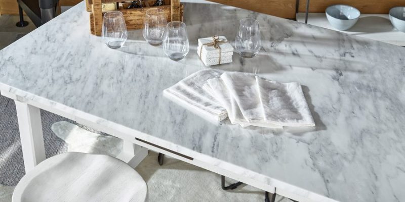 Universal Dining Tables