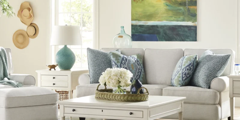 Universal Entertainment Furniture